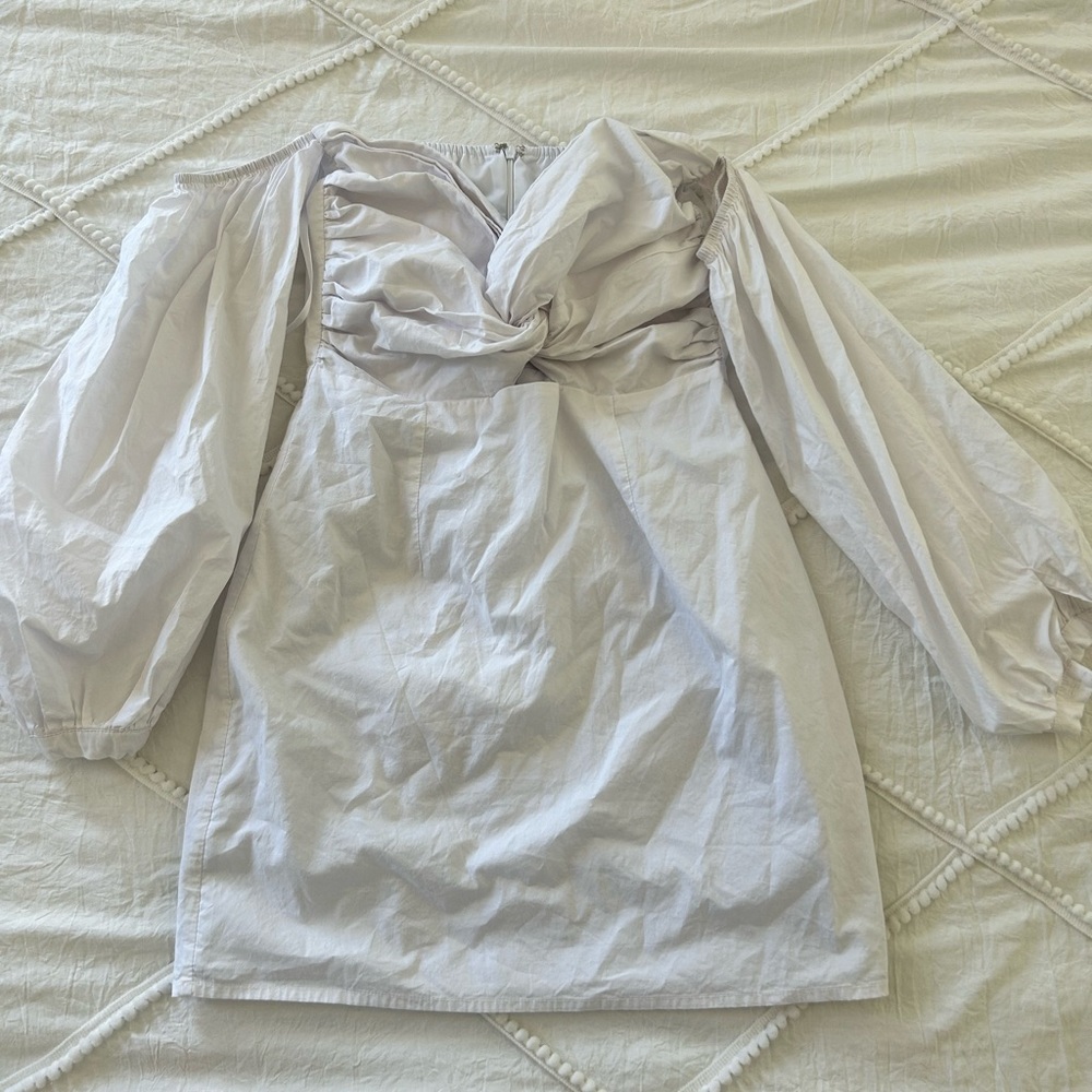 Worn once superdown flynn ruched sleeve dress